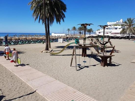 Cozy 2-Bed 2-Bathroom Apartment In Marbella Town Centre Exterior photo